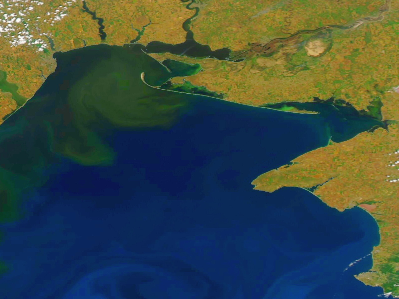 Спутниковый снимок Черного моря